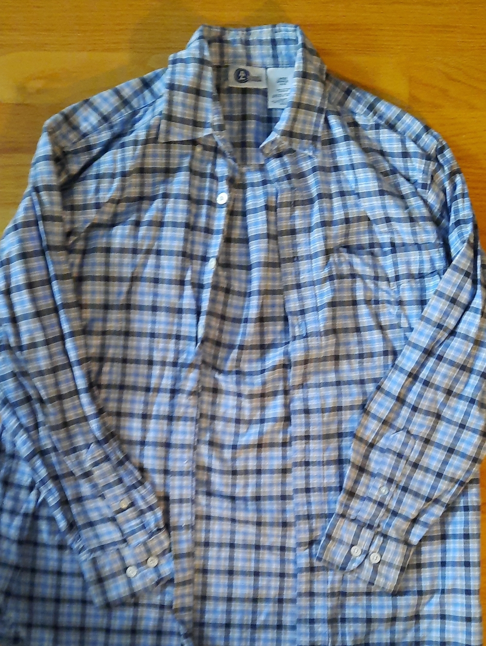 14/16 L Arizona Jean Company Light Blue and Gray Plaid Casual Button-Down Shirt